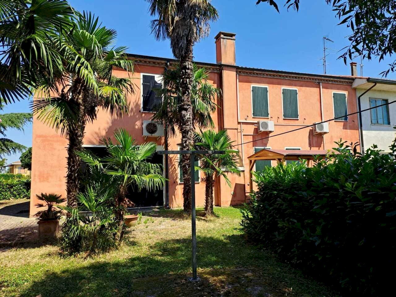 vista da dietro.jpeg - Porzione di casa Rovigo - foto 1