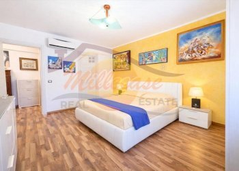 3a512e6c-de92-4052-978b-bd0cb0a670c9.jpg - Three-room apartment Via Vincenzo Boscarino, Siracusa - photo 1