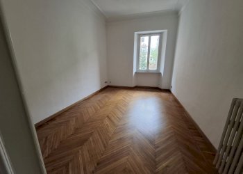 20260505_172325.jpg - Office VIA MATTEO PESCATORE 2, Torino (neighborhood Centro) - photo 2
