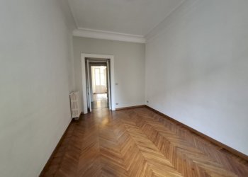 20260505_172334.jpg - Office VIA MATTEO PESCATORE 2, Torino (neighborhood Centro) - photo 3