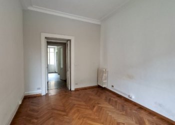 20260505_172354.jpg - Office VIA MATTEO PESCATORE 2, Torino (neighborhood Centro) - photo 6