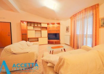 Soggiorno - Trilocale Via Sciabelle 11, Taranto - foto 17