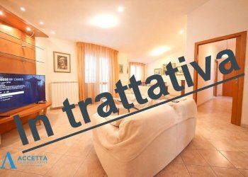13025 - Three-room apartment Via Sciabelle 11, Taranto - photo 2