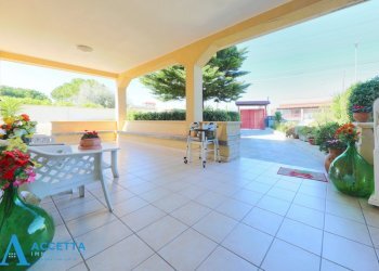 patio - Villa Via Torpediniere, Taranto - foto 5