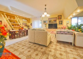 salone - Villa Via Torpediniere, Taranto - foto 7