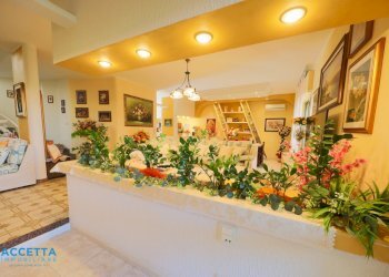 salone - Villa Via Torpediniere, Taranto - foto 9