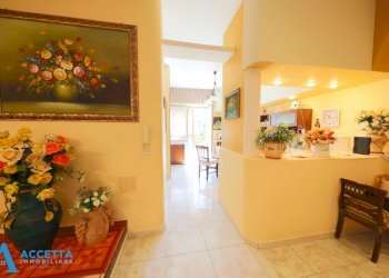 salone - Villa Via Torpediniere, Taranto - foto 11