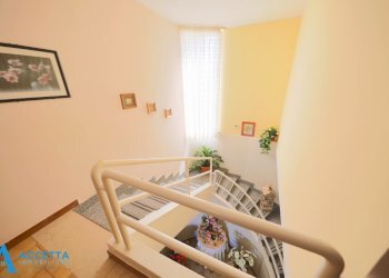 scale - Villa Via Torpediniere, Taranto - foto 18