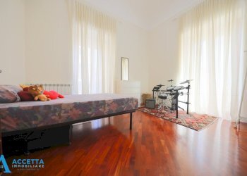 camera da letto - Quadrilocale Via Giuseppe Massari 8, Taranto - foto 14