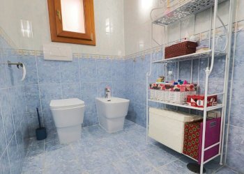 bagno - Quadrilocale Via Giuseppe Massari 8, Taranto - foto 18