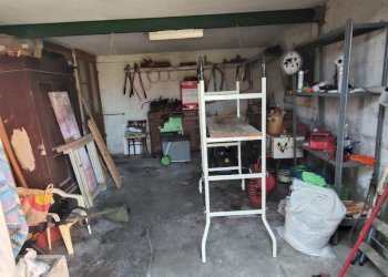 magazzino - Villa Via Enrico Fermi 13, Pieve Porto Morone - foto 3