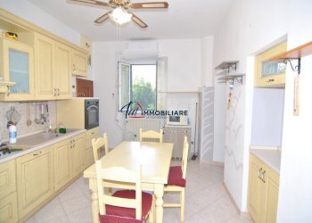 CUCINA ABITABILE - Three-room apartment Piazza Gavi 5, Livorno - photo 5