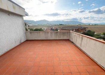 TERRAZZA dal soggiorno - Attic Via Palmiro Togliatti 13, Luni - photo 2