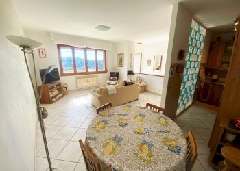 IMG_5759 (Large).jpg - Villa a Schiera Via Monti Amoli 4c, La Spezia - foto 11