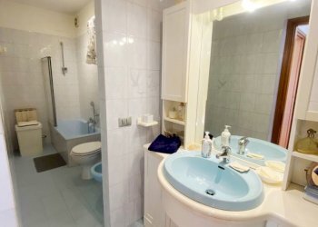 IMG_5770 (Large).jpg - Villa a Schiera Via Monti Amoli 4c, La Spezia - foto 19