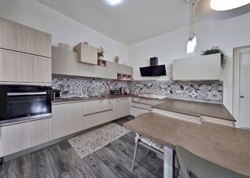 11.jpg - Villa Via Provinciale 40, Castelnuovo Magra - photo 10