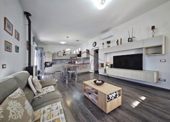 07.jpg - Villa Via Provinciale 40, Castelnuovo Magra - photo 25