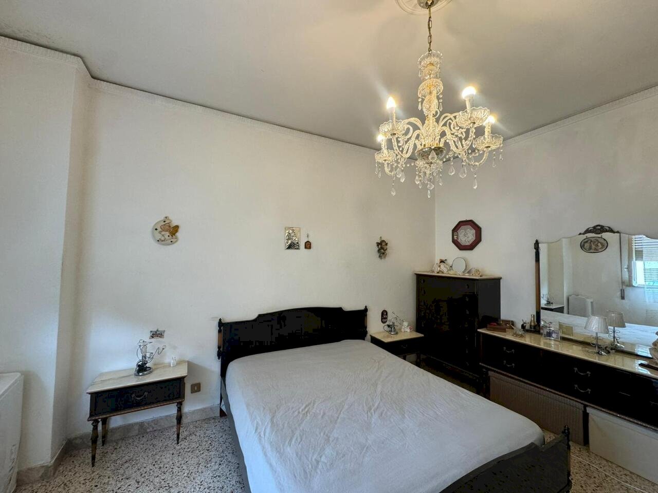 1d23eda7-f349-4f2a-bf63-c9e624dcaa23.jpg - Trilocale Via Matteo Silvaggio, Palermo - foto 3