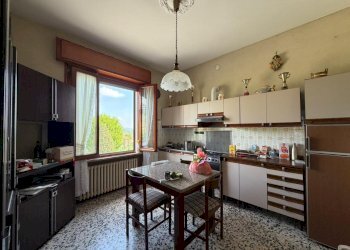 WhatsApp Image 2026-04-16 at 12.04.43 (7).jpeg - Casa indipendente Fornovo di Taro - foto 10