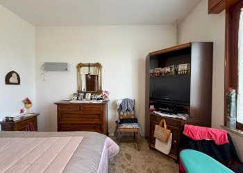 WhatsApp Image 2026-04-16 at 12.04.44 (6).jpeg - Casa indipendente Fornovo di Taro - foto 16