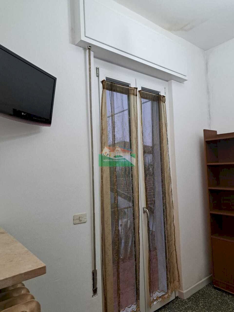 PHOTO-2026-04-14-14-38-17.jpg - Appartamento Via Trieste, Ravenna - foto 2