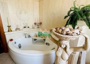 BAGNO - Villa VIA DELLA VIGNA, Ravenna (zona Ponte Nuovo) - foto 3