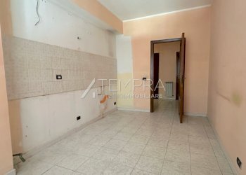 5.jpg - Appartamento Adrano - foto 7