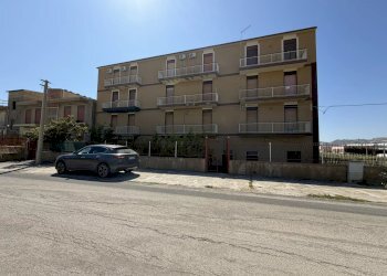 Four-room apartment Viale Onorevole Ignazio La Lumia, Licata - photo 30