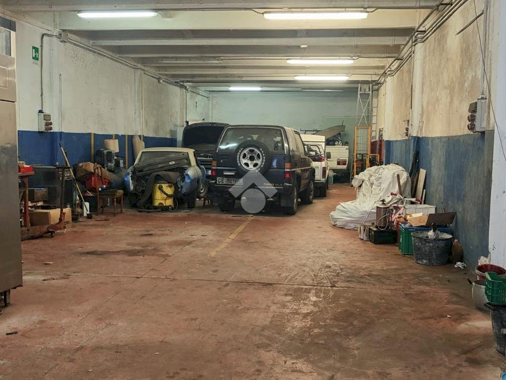 Warehouse via vecchia filanda, Savignone - photo 2