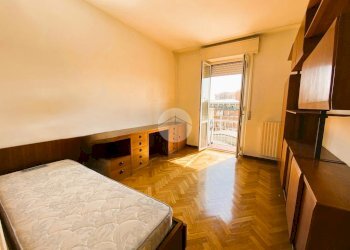 Trilocale Via la Spezia, Milano (zona Moncucco) - foto 3