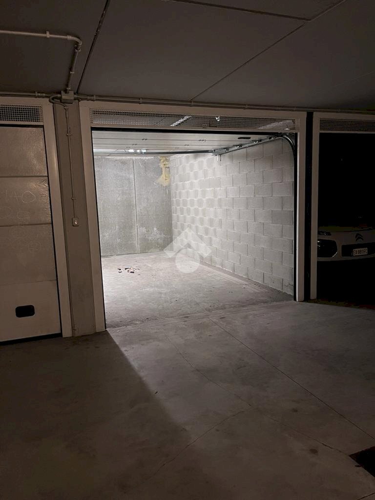 Box Via Medardo Rosso, Torino (zona Pozzo Strada) - foto 3