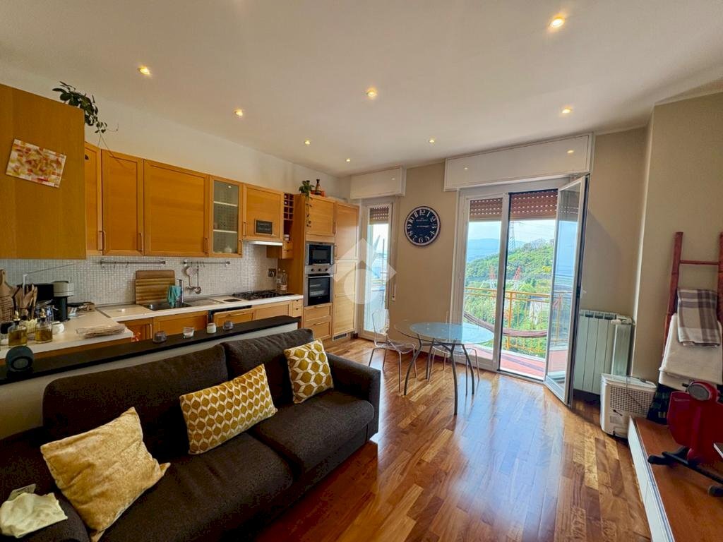 Quadrilocale Via dei sessanta, Genova (zona Cornigliano) - foto 1