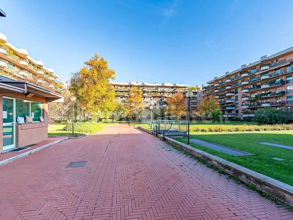 Quadrilocale Viale Delle Rimemembranze, Lainate - foto 1