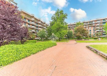 Four-room apartment Viale Delle Rimemembranze, Lainate - photo 2