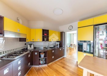 Four-room apartment Viale Delle Rimemembranze, Lainate - photo 16