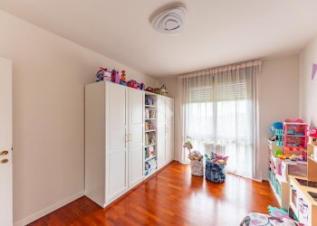 Four-room apartment Viale Delle Rimemembranze, Lainate - photo 22