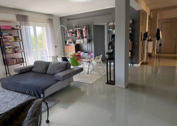 Quadrilocale Piazza XXV Aprile, Parma (zona Cittadella) - foto 9