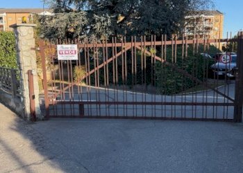 Box via Andezeno, 76, Chieri - foto 4