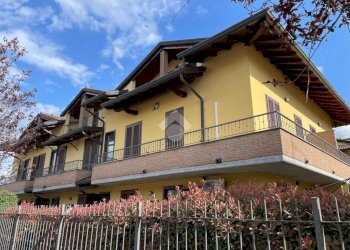 Villa a Schiera Via IV Novembre, Dairago - foto 2