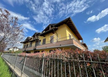 Villa a Schiera Via IV Novembre, Dairago - foto 3