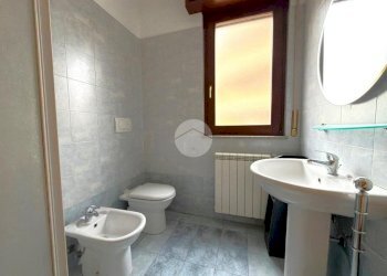 Two-room apartment Piazza Aldo Moro, Santo Stefano Ticino - photo 5