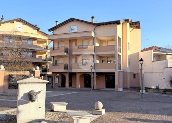 Two-room apartment Piazza Aldo Moro, Santo Stefano Ticino - photo 10