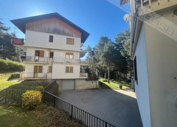 Three-room apartment Viale Della Pineta , Perosa Argentina - photo 24