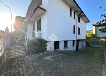 Porzione di casa Via Leonardo Da Vinci, Rescaldina - foto 4