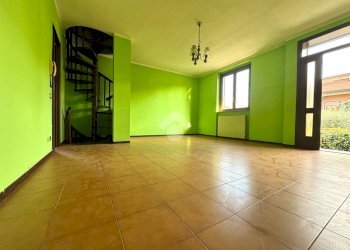 Porzione di casa Via Leonardo Da Vinci, Rescaldina - foto 7