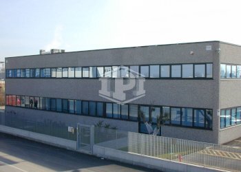 Capannone Via Francesco Luigi Ferrari, Ferrara - foto 2