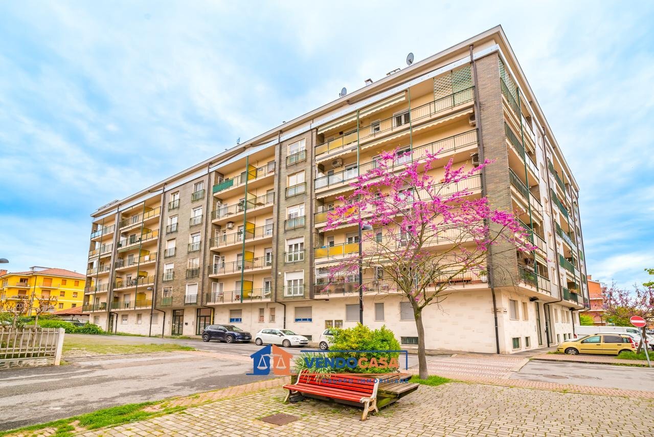 Trilocale Bra - foto 1