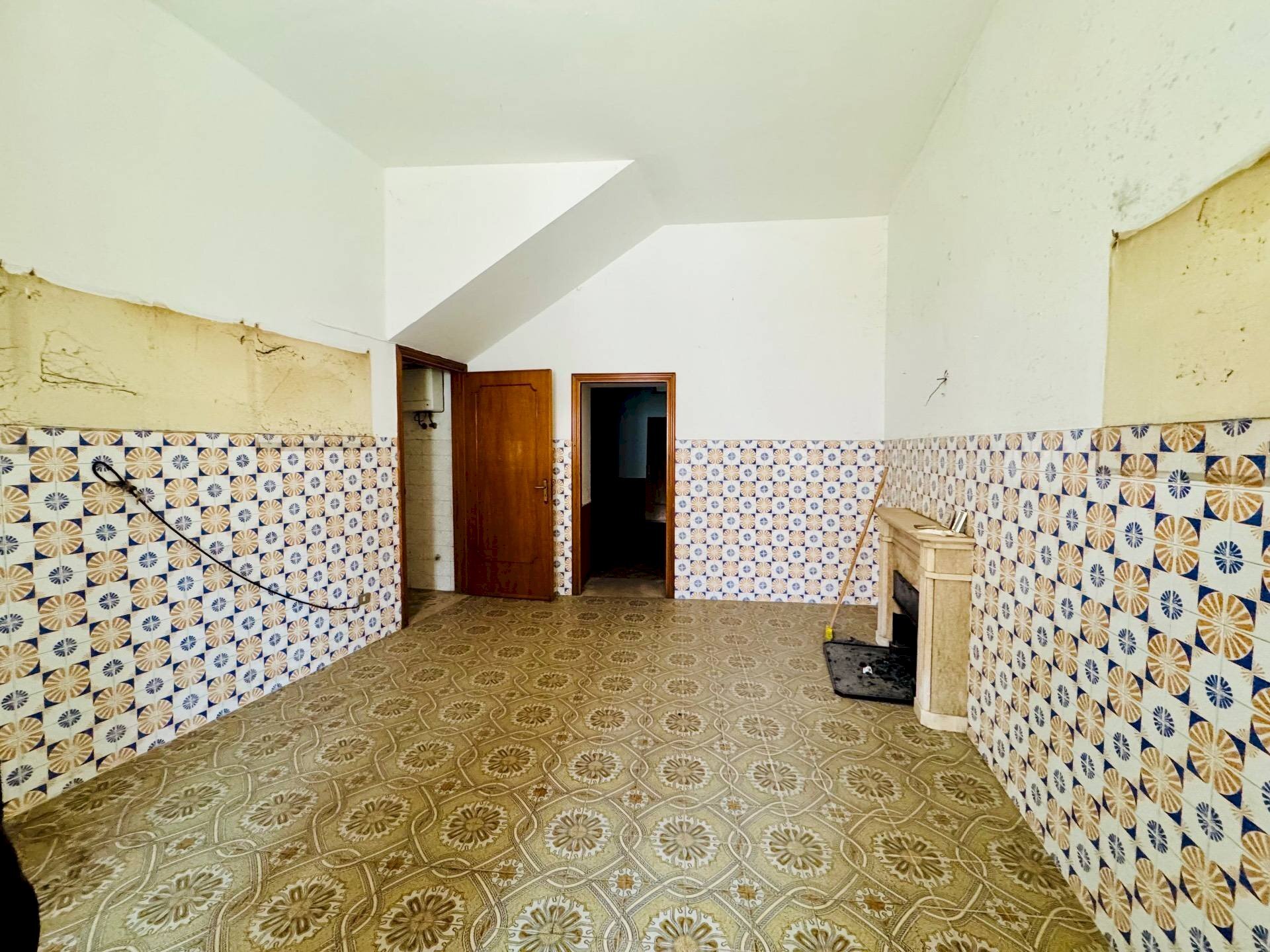 Foto 2 - Casa semi indipendente VIA CAPPUCCINI
 
30, Gesualdo - foto 2