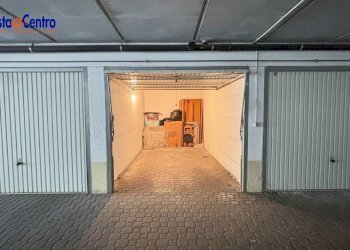 Foto 6 - Box via Des Signeurs de Quart
 
5, Aosta - foto 6