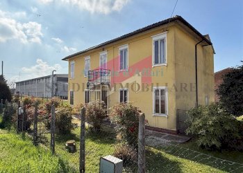 Foto 2 - Casa indipendente Via Colombano
 
2121, Castelnovo Bariano - foto 2